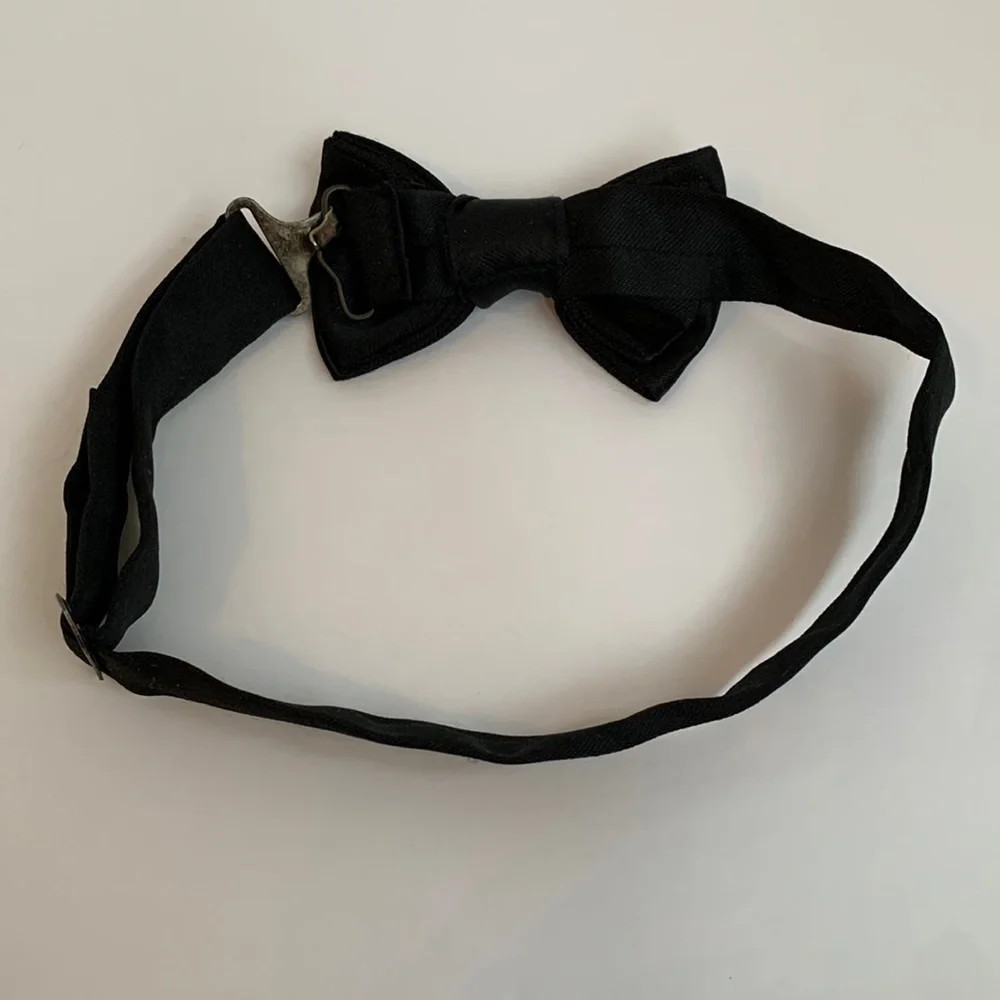 Mini Black Pre-tied Bow Tie